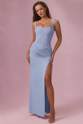Vestido de dama de honor drapeado de malla en azul cielo