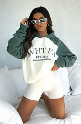 Sudadera extragrande Caught Up On It Crema