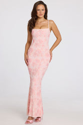 Vestido largo con escote cuadrado adornado y degradado rosa suave