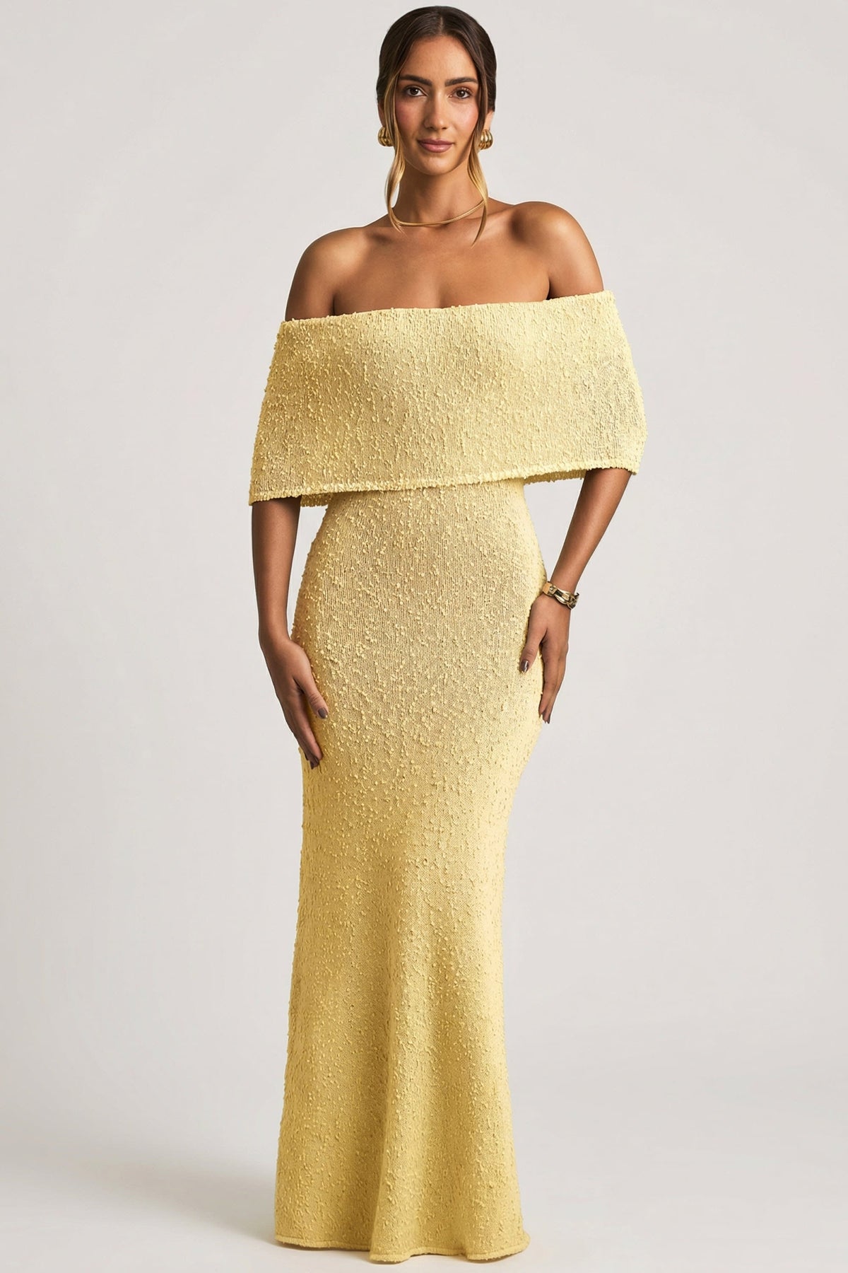 Boucl¨¦ Off-Shoulder Maxi Dress in Yellow
