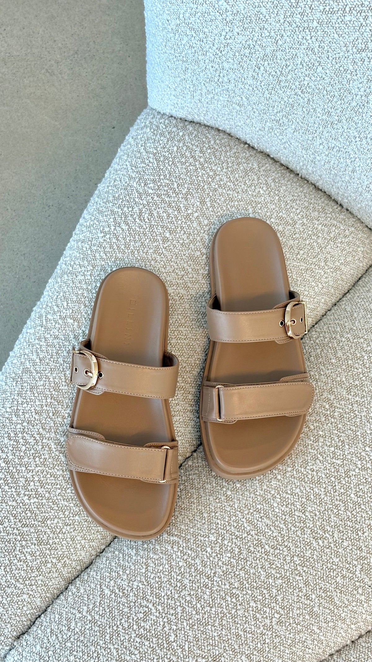Aggie Slide - Light Cashew
